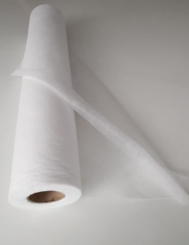 Material nețesut rola 60cm * 300m 0.15g alb